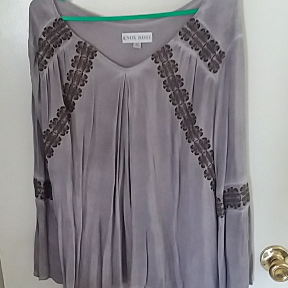 Knox Rose blouse